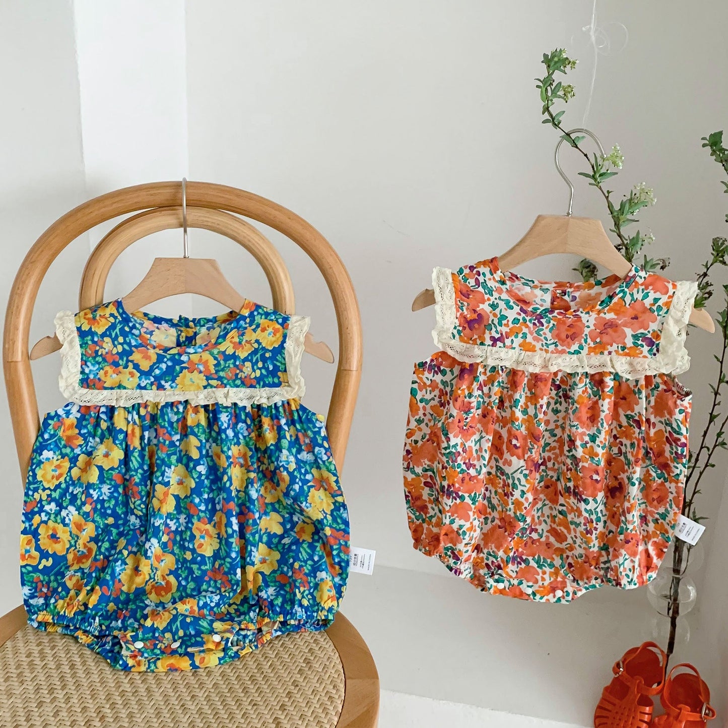 Summer New Design Baby Girls Oil Floral Sleeveless Crew Neck Onesies